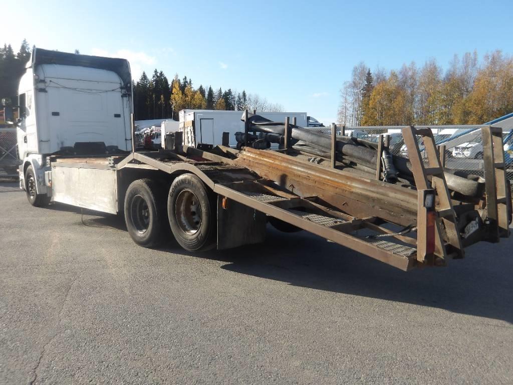 Scania R 12 6x2 Metsäkoneritilät