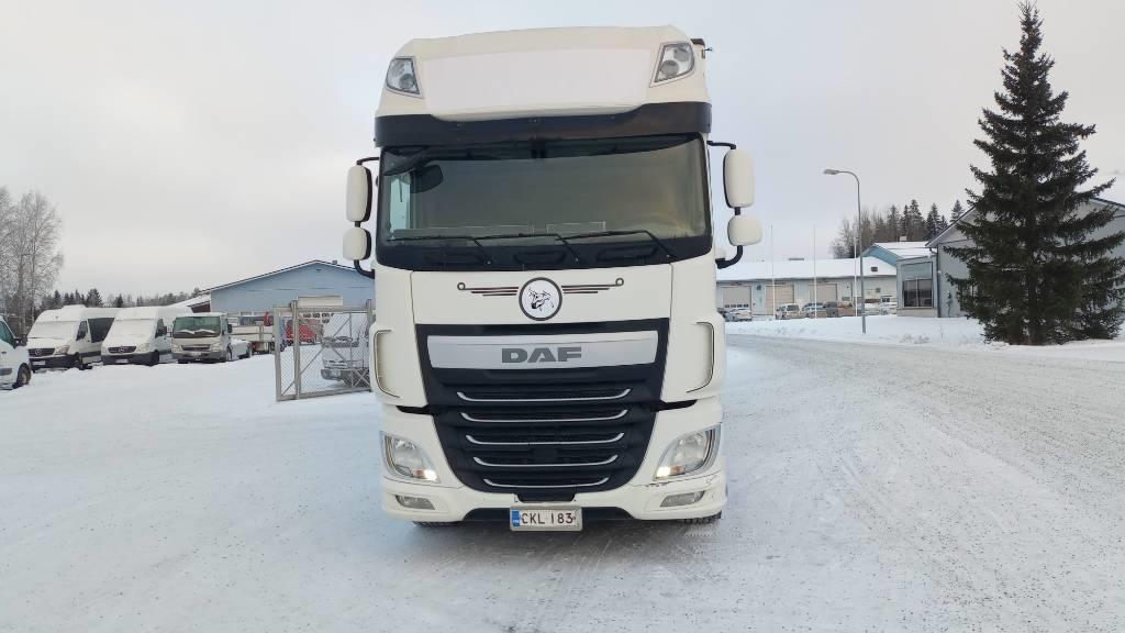 DAF XF 510 8x2 Umpikorikuorma-autot