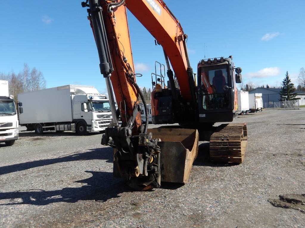 Doosan DX 235 LCR Telakaivukoneet