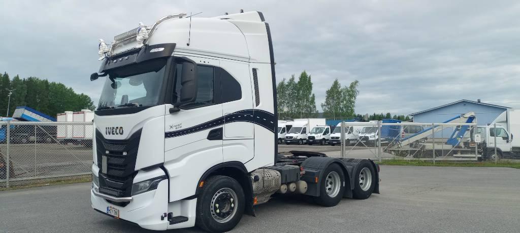 Iveco AS440 XTZ 6x4 Vetopöytäautot