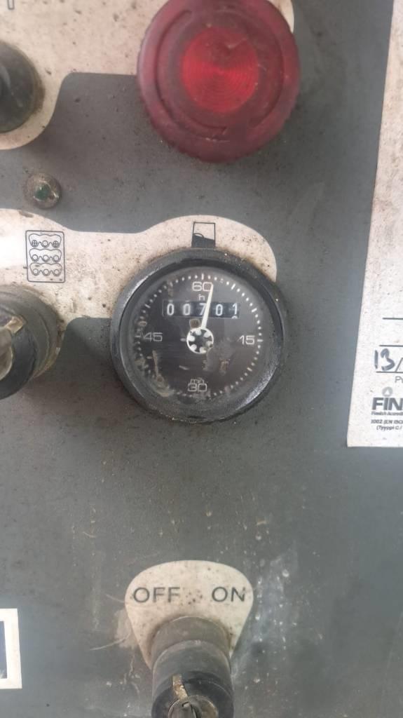 Mercedes-Benz Arocs 4445 8x4 Betonipumppuautot