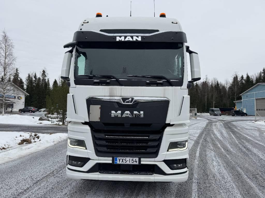 MAN TGX 28.520 6x2 Vetopöytäautot