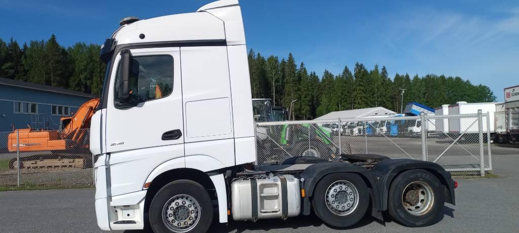 Mercedes-Benz Actros  2551 LS 6x2 Vetopöytäautot