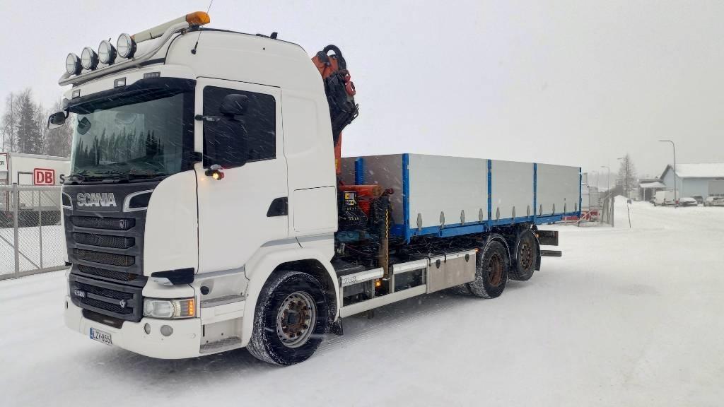 Scania R520 6x2 Nosturiautot