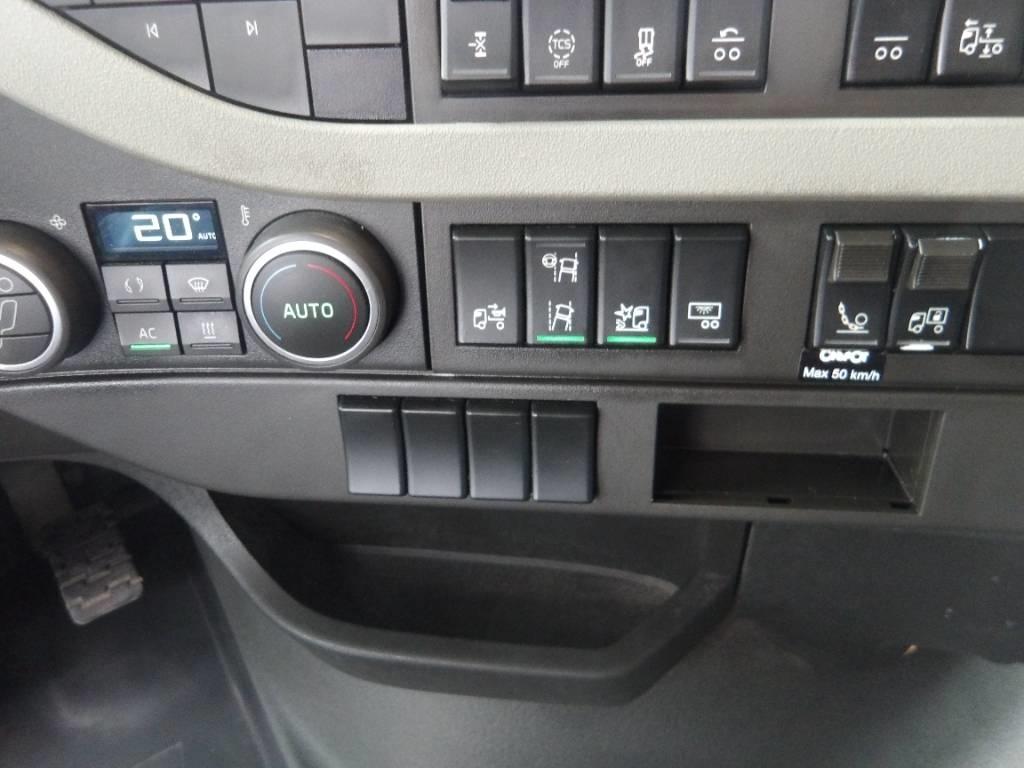 Volvo FH 12.8 6x2 Kontti-/tasonostoautot