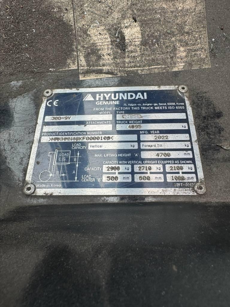 Hyundai 30 D Dieseltrukit