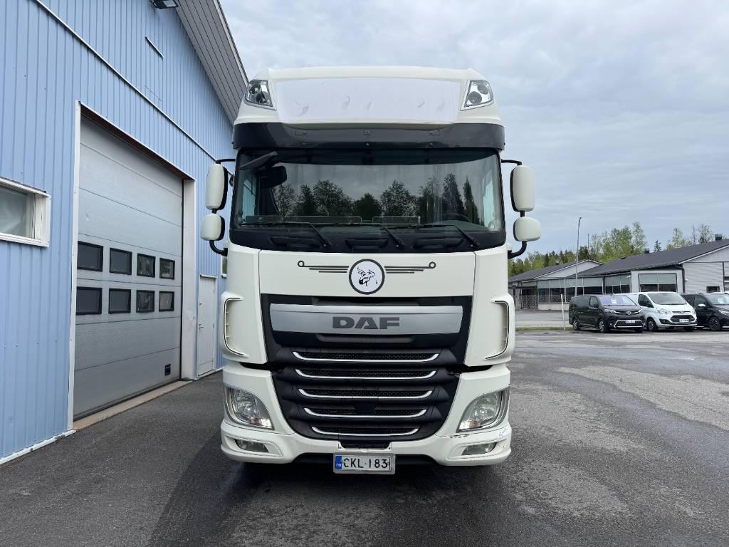 DAF XF 510 8x2 FAK Umpikorikuorma-autot
