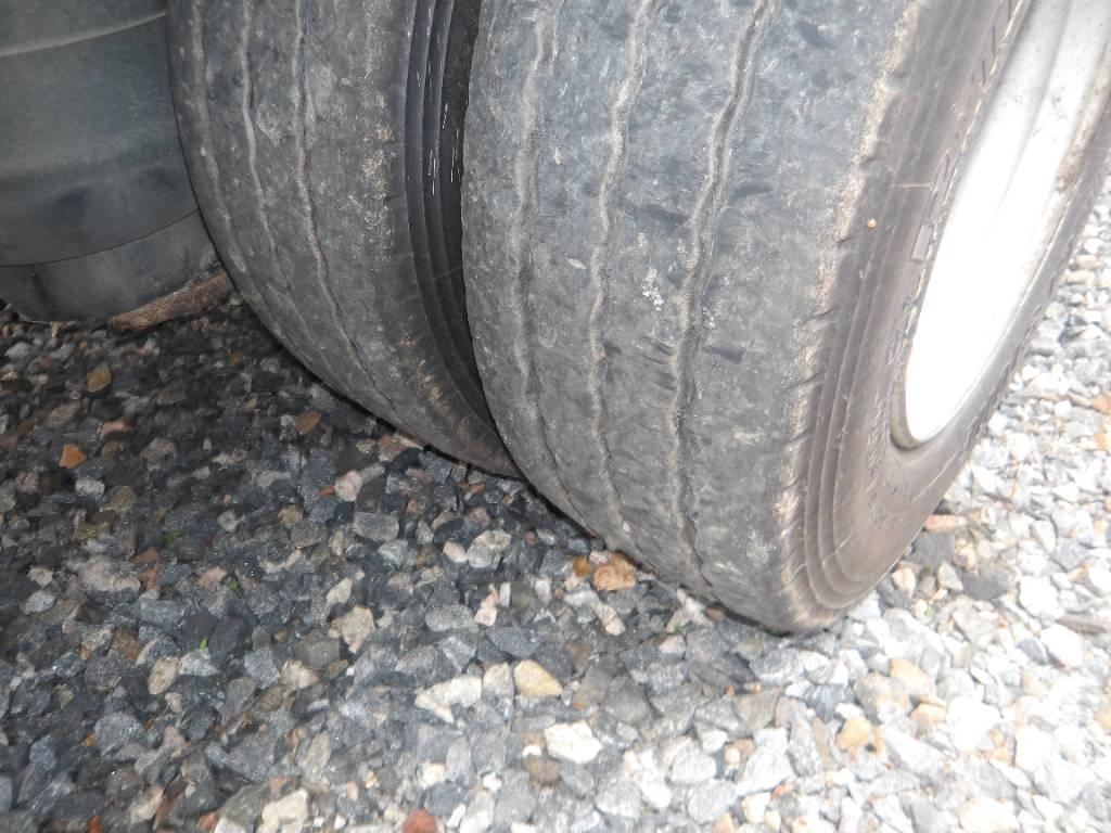 Damm Lavetti Puoliperävaunulavetit