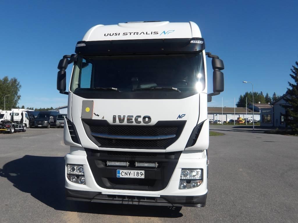 Iveco AS 440STX LNG Vetopöytäautot