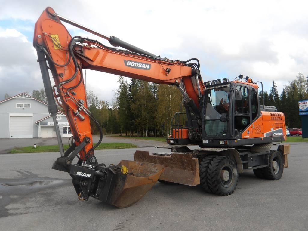 Doosan DX 210 WE Pyöräkaivukoneet
