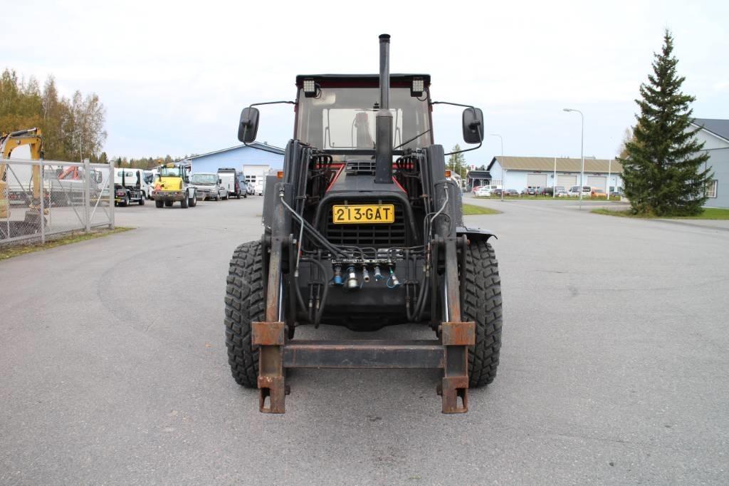 Valmet 815 Traktorit