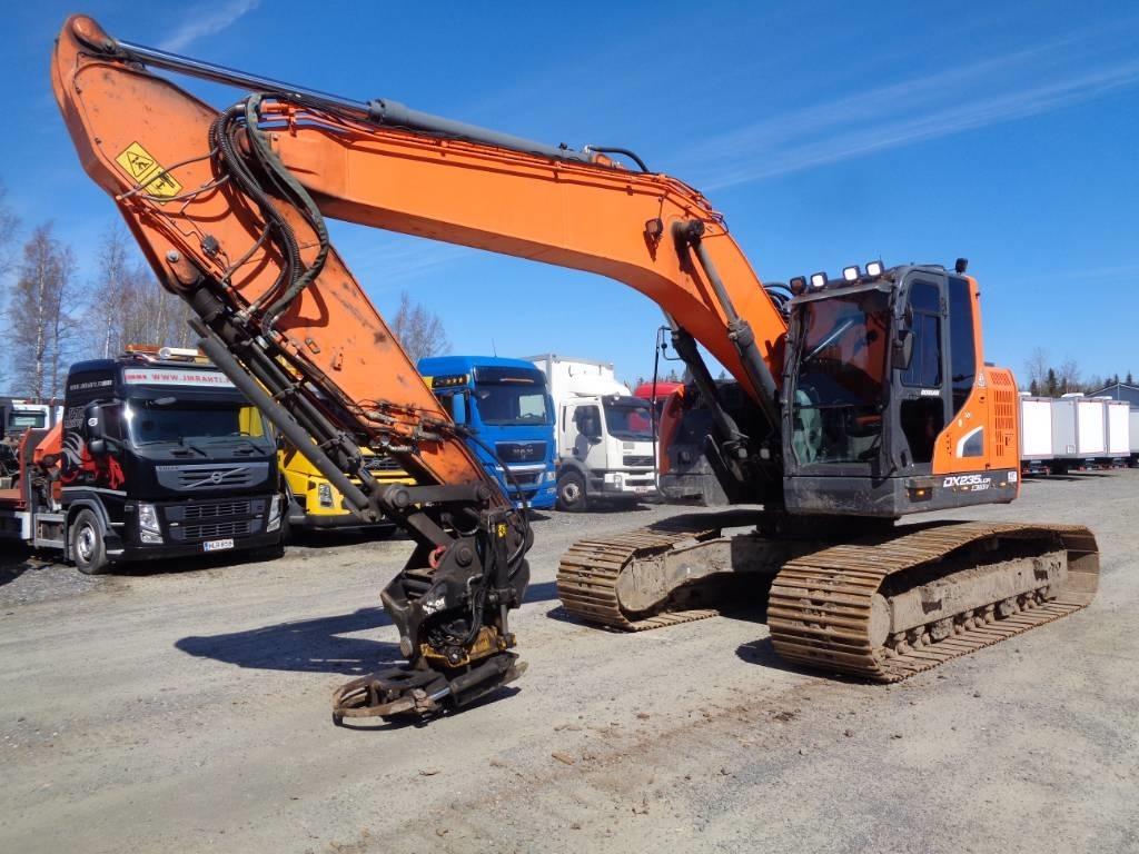Doosan 235 LCR Telakaivukoneet