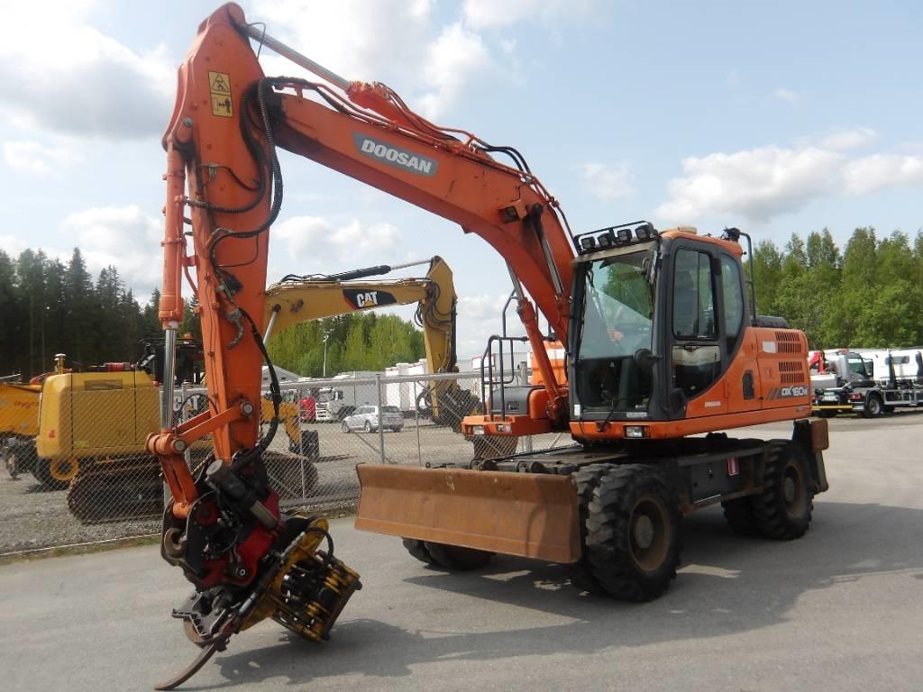 Doosan DX 160 W Pyöräkaivukoneet